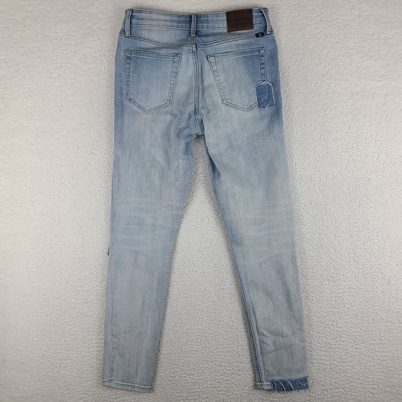 Lucky Brand Jeans Womens 4/27 Blue Bridgette Skinny Distress Light Wash Denim * - Picture 14 of 16